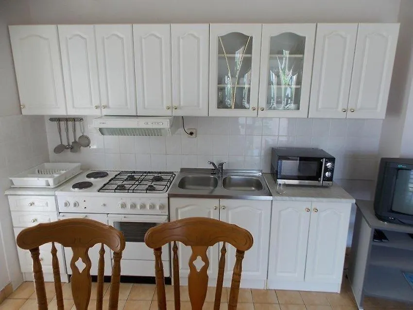 Big Terrace Apartment Vir