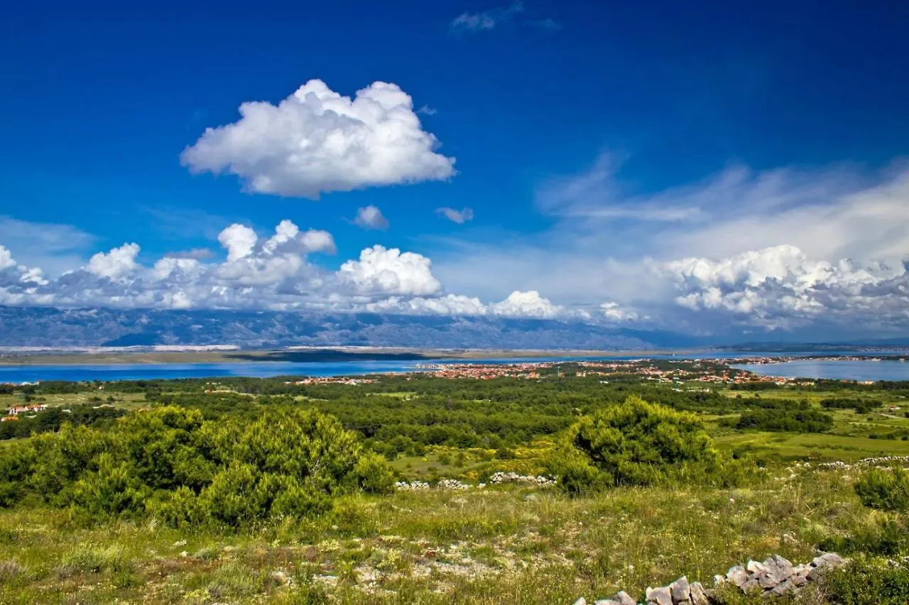 Big Terrace Apartment Vir Croatia